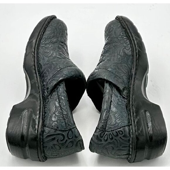 b.o.c. by Born Blue/Gray Embossed Leather Clogs Comfort Slip-On Work Shoes Sz 8 - Picture 5 of 6